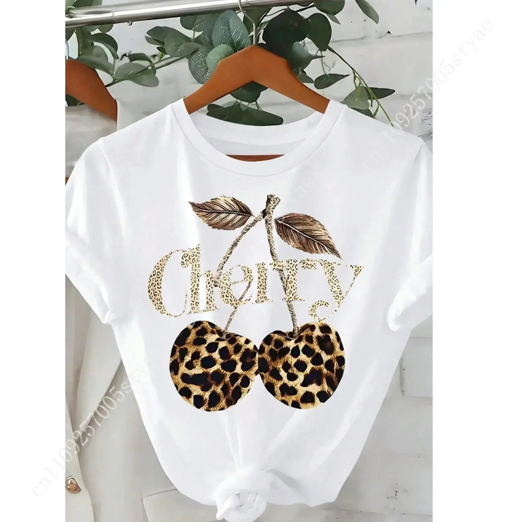 Tee Graphic Print - 여성용 체리 & 레오파드 프린트 라운드