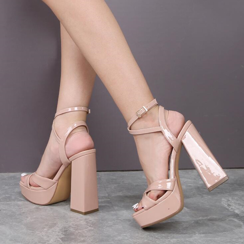 2025 신상 여름 나이트클럽 여성 스퀘어 토 샌들 플 - Casual Sandal Leather 리뷰 및 가격